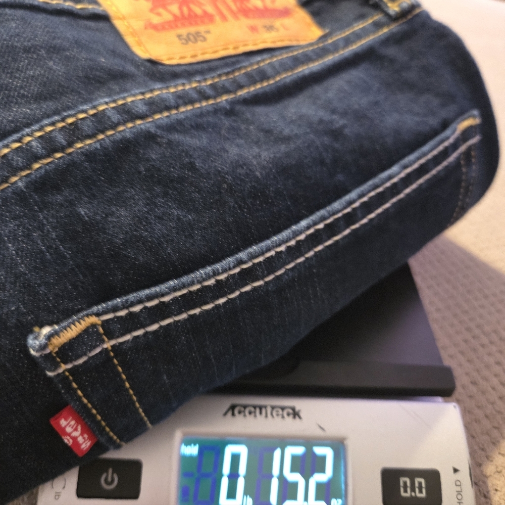Levi's 505 men's W36 jean shorts dark wash Levi Strauss Preowned jean shorts. - Picture 11 of 11